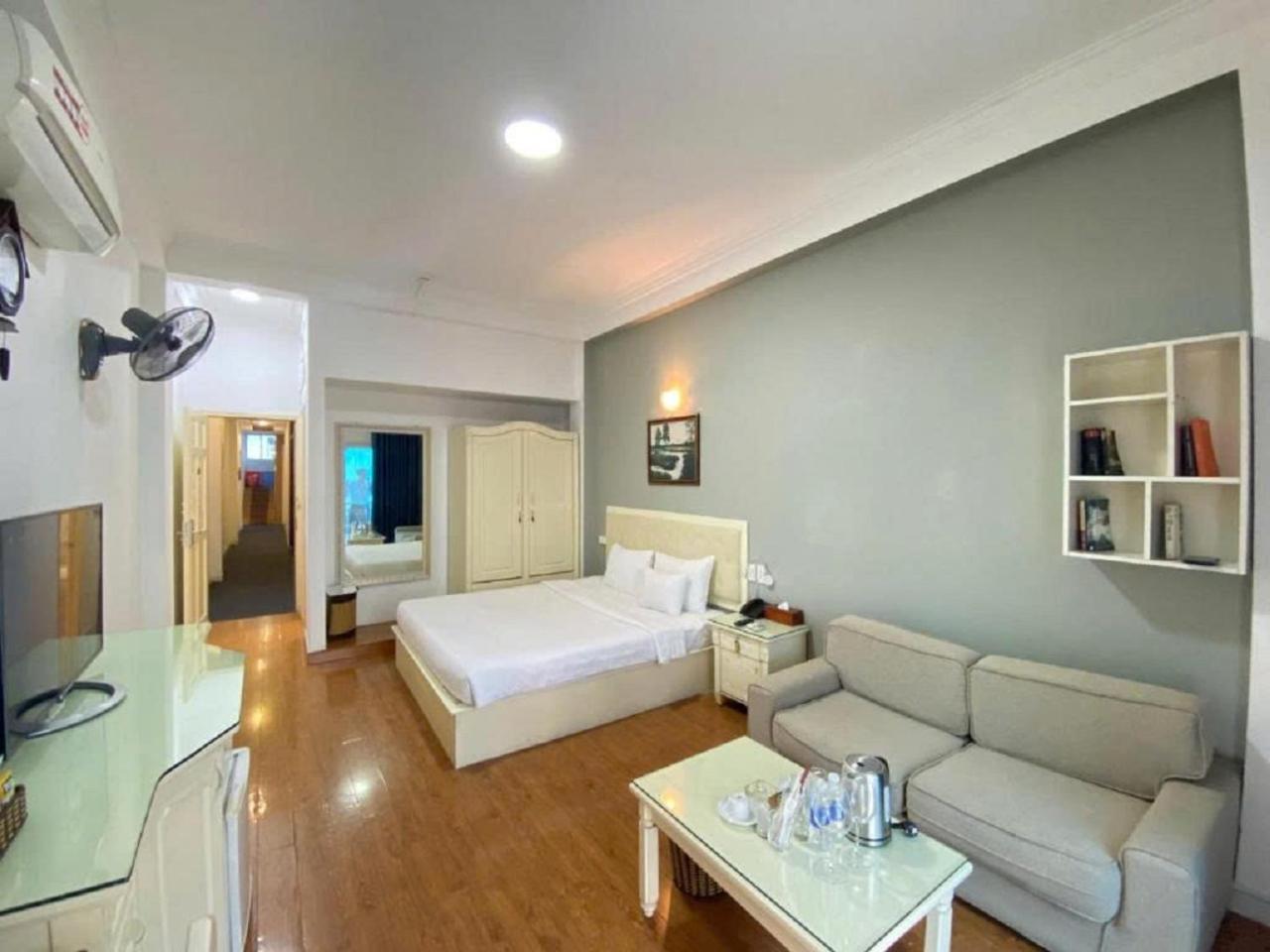 A25 Hotel - 35 Mac Thi Buoi Хошимин Экстерьер фото